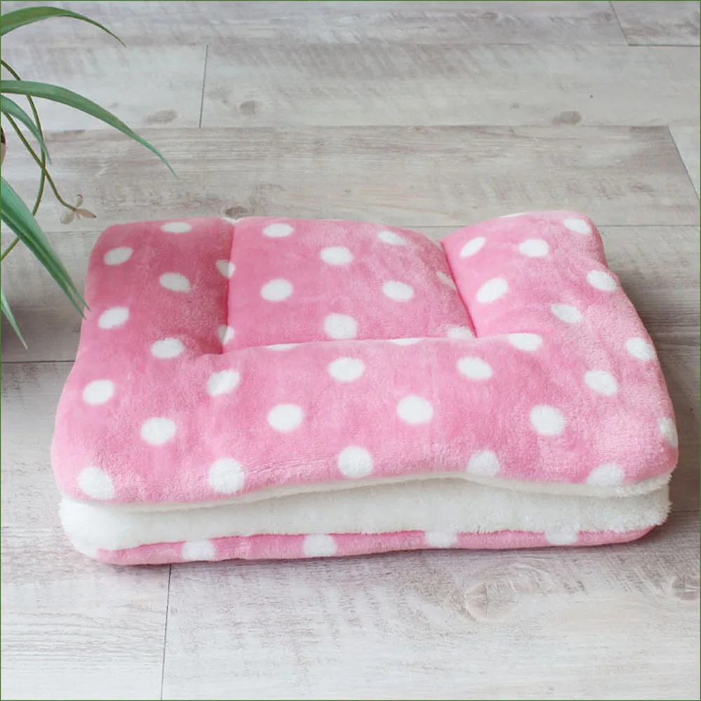 Flannel Pet Mat Dog Bed Cat Bed Thicken Sleeping Mat Dog Blanket Mat For Puppy Kitten Pet Dog Bed for Small Large Dogs Pet Rug