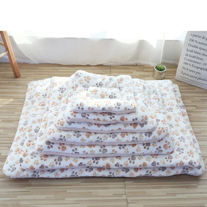 Pet Sleeping Mat Warm Dog Bed Soft Fleece Pet Blanket Cat Litter Puppy Sleep Mat Lovely Mattress Cushion for Small Large Dogs