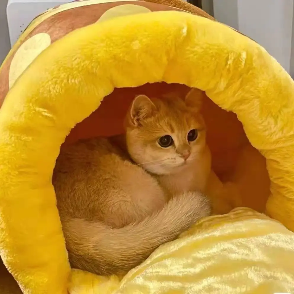 Cat Bed Dog Bed Dog Bed Dog Kennel Winter Net Red Warm Semi-closed Shark Cat Nest Mat Pet Supplies Cat House